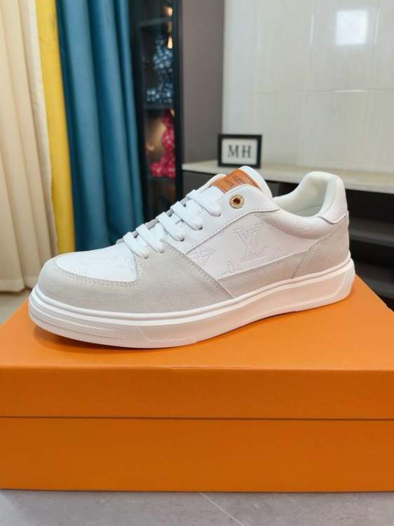 Picture of Louis Vuitton Shoes _SKULVsz38-44hnq110615773